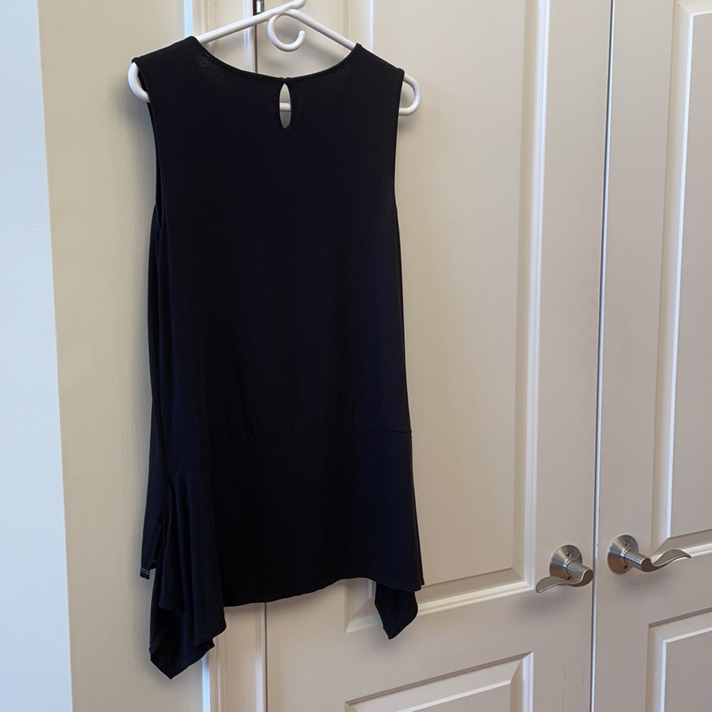 Flowy Tank-Top (TRIBAL) - Picture 3 of 3
